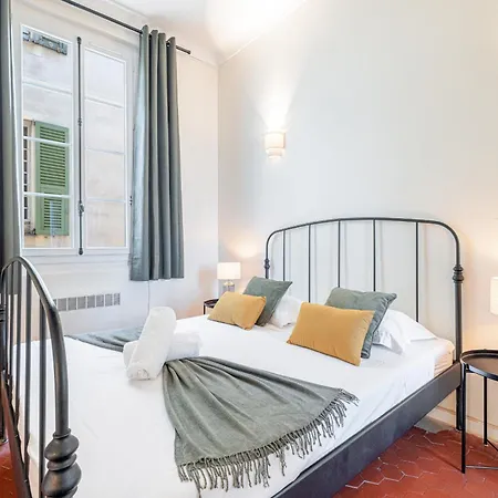 Apartman 2 Bdr Panoramic View On Gardens *