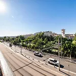 Апартаменты 2 Bdr Panoramic View On Gardens *