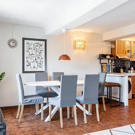 2 Bdr Panoramic View On Gardens Appartement