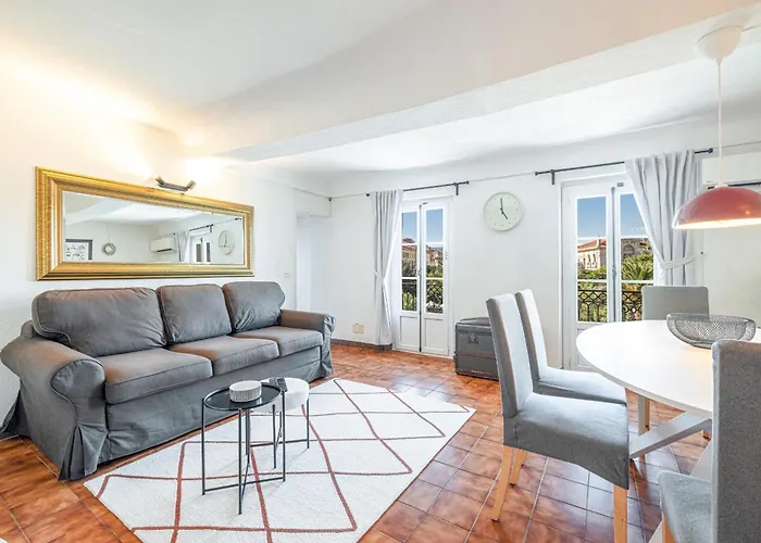 2 Bdr Panoramic View On Gardens Apartament Nicea